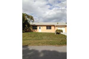 925 Se Albatross Avenue, Port Saint Lucie