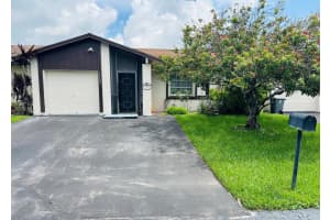 15729 Bottlebrush Circle, Delray Beach