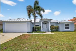 538 Sw Nadell Avenue, Port Saint Lucie