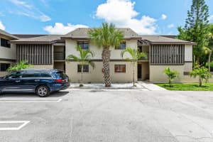1647 Cabot Lane 8, Wellington