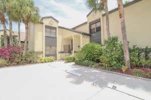 3961 Sw Greenwood Way E, Palm City