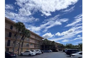 9370 Sw 8th Street 407, Boca Raton