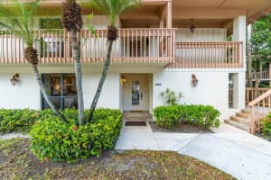 401 Brackenwood Lane S, Palm Beach Gardens