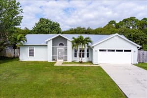 2230 Se Dill Lane, Port Saint Lucie