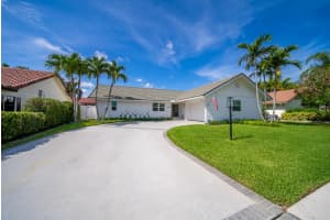 2838 Bayonne Drive, Palm Beach Gardens