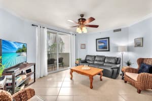 2421 Ne 65th Street 213, Fort Lauderdale
