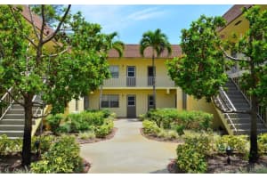 260 Nw 19th Street 2, Boca Raton