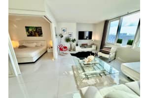 2301 Collins Avenue 931, Miami Beach