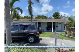 520 Sw 15th Terrace, Delray Beach