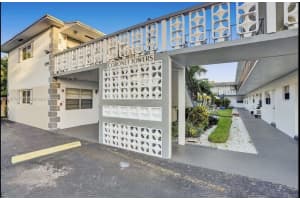2444 Polk Street 204, Hollywood
