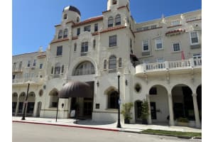 235 Sunrise Avenue Mze 1104, Palm Beach