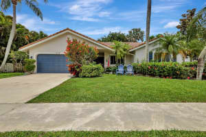 455 Mohawk Lane, Boca Raton