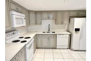 4010 Inverrary Drive A7, Lauderhill
