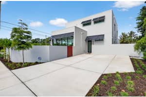 203 Sw 2nd Street #2, Delray Beach
