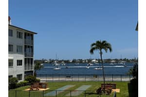 4500 N Flagler Drive D7, West Palm Beach