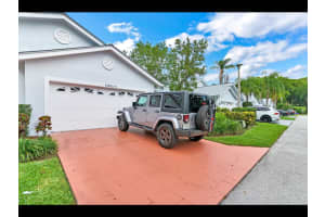 17052 Boca Club Boulevard 6, Boca Raton