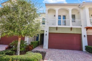 100 Nw 69th Circle 122, Boca Raton