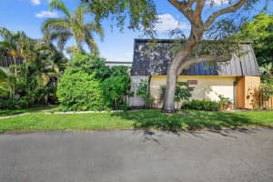 2494 Waterside Drive 4c, Lake Worth