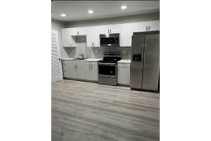515 Minnesota Street W, Lantana