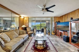 3910 Inverrary Boulevard 601-b, Lauderhill