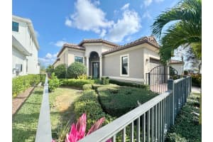 320 Se Fascino Circle, Port Saint Lucie
