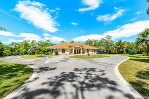2555 Doe Trail, The Acreage