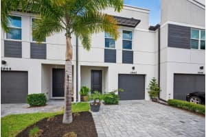 3942 Se Caladium Court, Stuart