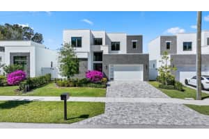 655 Kingsbridge Street, Boca Raton