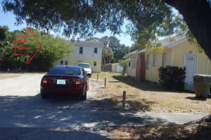 852 Se 14th Street B, Stuart