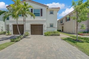 6765 Broadwater Lane, Lake Worth