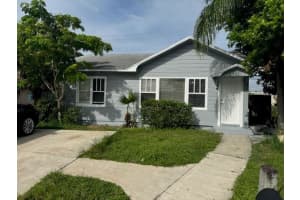 1309 N J Street Front, Lake Worth Beach