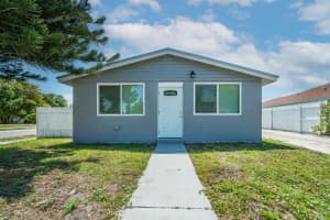 602 Nw 1st Street, Delray Beach