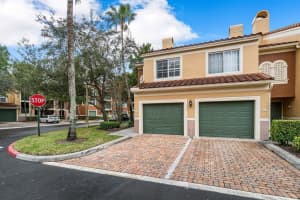 11785 Saint Andrews Place 101, Wellington