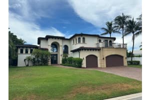 136 Lighthouse Drive, Jupiter Inlet Colony