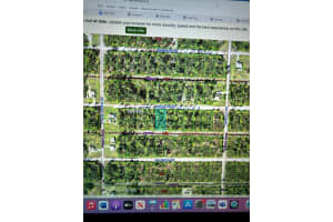 513 Hibiscus Drive 18, Indian Lake Estates