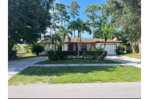 1492 Scottsdale Road N, West Palm Beach