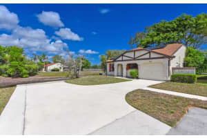 2210 Se Breckenridge Circle, Port Saint Lucie