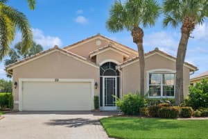 328 Nw Shoreline Circle, Port Saint Lucie