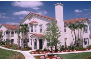 559 Se Prescott Place 559, Stuart