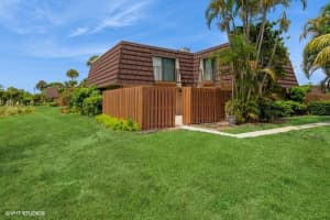 6138 Se Riverboat Drive, Stuart