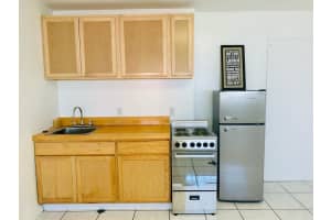 500 W Oakland Park Boulevard, Wilton Manors