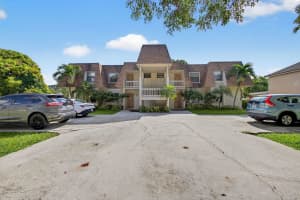 1580 Montauk Drive 1582, Wellington