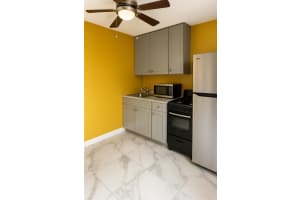 2534 Nw 73rd Avenue, Sunrise