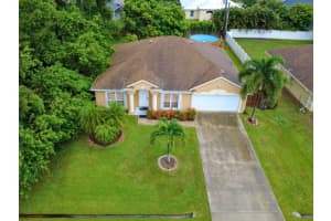 4511 Nw Glazbrook Street, Port Saint Lucie