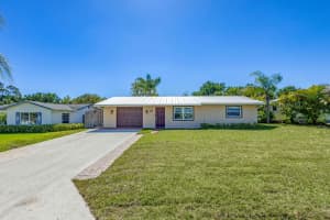 8714 Se Jardin Street, Hobe Sound