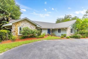 1614 Sw Saint Andrews Drive, Palm City