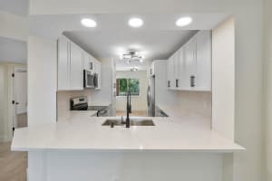 9575 Weldon Circle C313, Tamarac