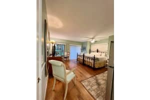 11863 Wimbledon Circle 435, Wellington