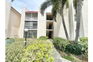610 Nw 13th Street 16, Boca Raton