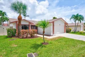 3 Fawlkland Circle, Boynton Beach